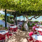 ホテル Nisteri 3*