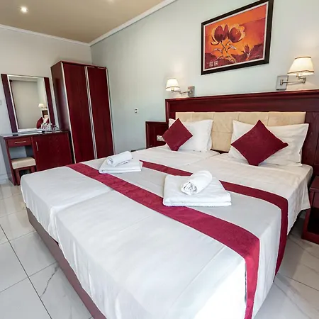 Hotel Nisteri 3*
